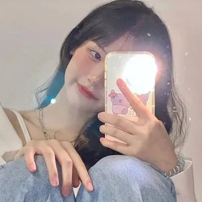 「再见」中的女人